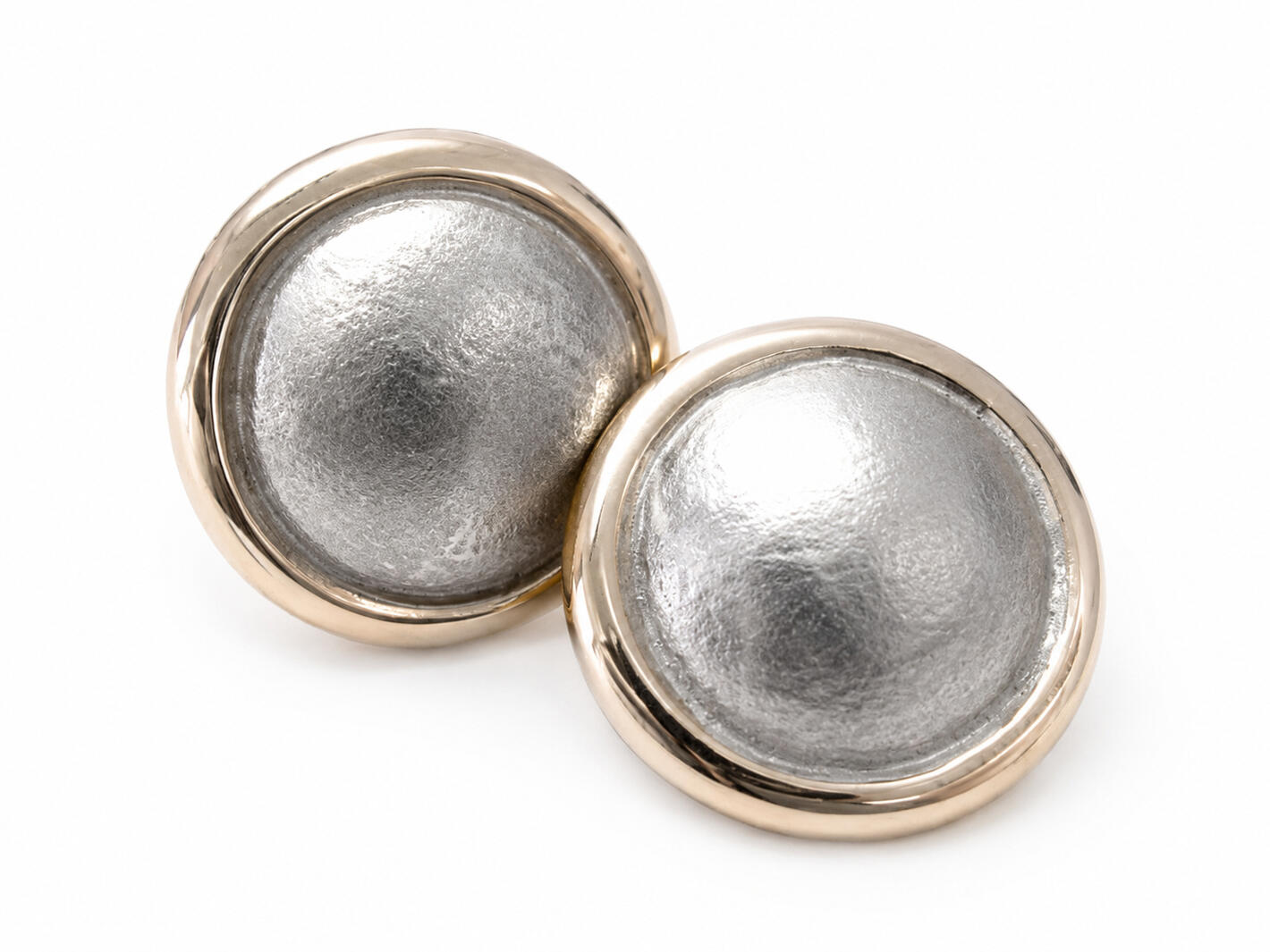 9ct yellow gold earrings with silver inlay 9ct yellow gold earrings with silver inlay